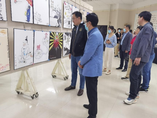 我院組織師生參觀廉政文化藝術(shù)作品展 以文化潤(rùn)心，鑄廉潔之魂
